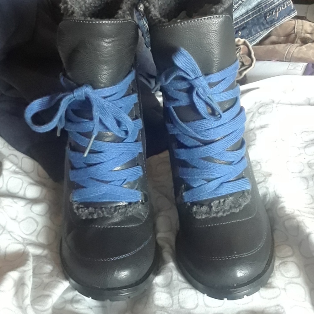 Cute winter booties - Picture 7 of 8